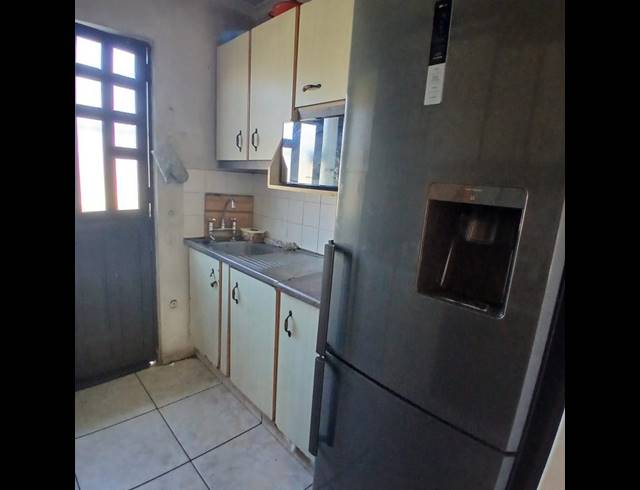 3 BEDROOM HOUSE FOR SALE IN MONTCLAIR